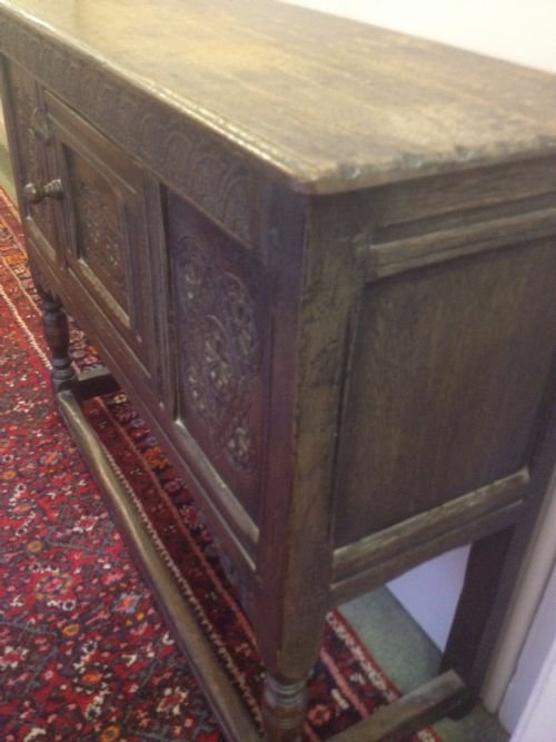17th CENTURY STYLE OAK HALL CUPBOARD View IV