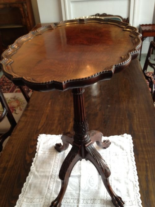 TOP QUALITY CHIPPENDALE STYLE MAHOGANY PIE CRUST OCCASIONALTABLE View V