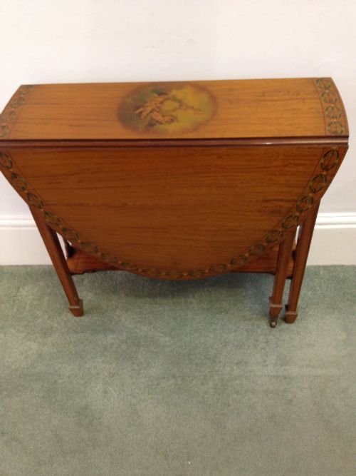 Stunning Painted Satinwood Sutherland Table