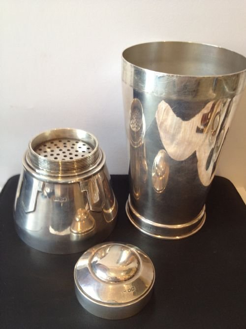 FABULOUS SOLID SILVER ART -DECO COCKTAIL SHAKER View IV