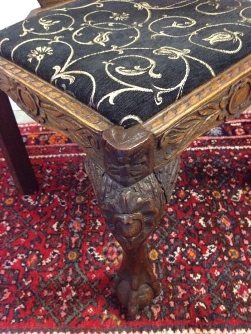 VICTORIAN CARVED OAK CORNER CHAIR View II