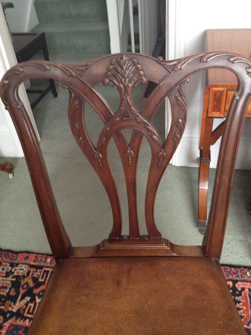fig 2. SUPERB QUALITY SET OF 8 WARING AND GILLOW MAHOGANY DINING CHAIRS