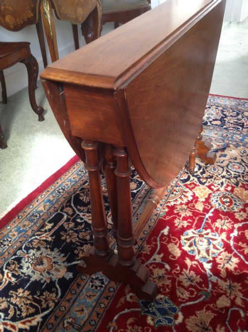 Victorian Walnut Oval Sutherland Table
