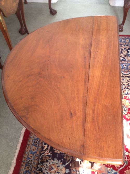 VICTORIAN WALNUT OVAL SUTHERLAND TABLE View II