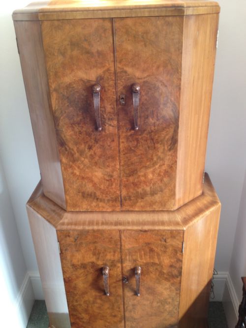 STYLISH ART DECO COCKTAIL CABINET PLUS GLASSWARE View V