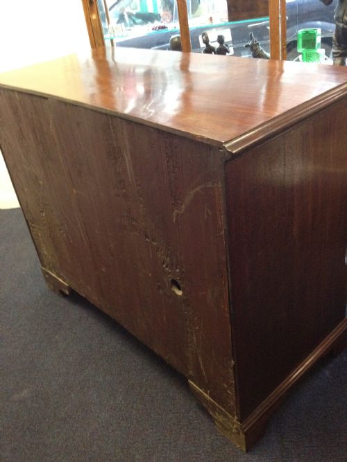 SMALL MID 18TH CENTURY MAHOGANY CHEST OF DRAWERS View IV