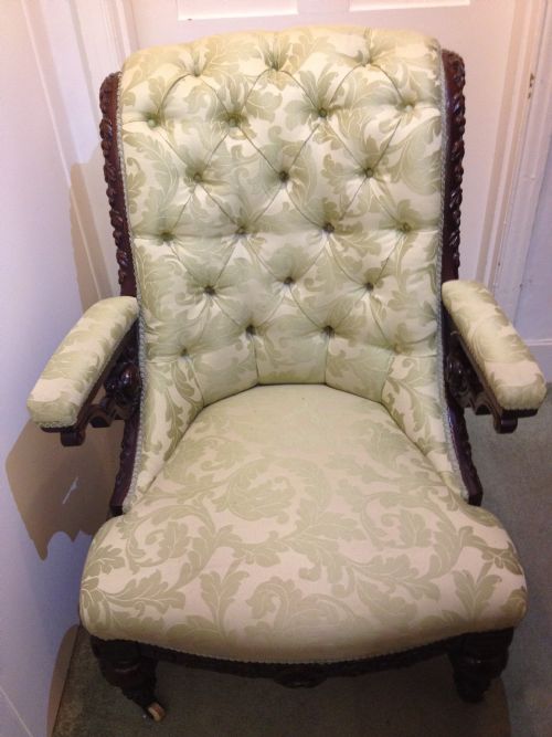 SUPERB QUALITY VICTORIAN WALNUT ARMCHAIR View V
