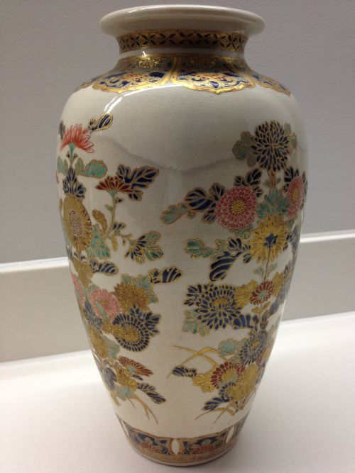 Large Japanese Imperial Satsuma Vase Meiji Period 1868-1912