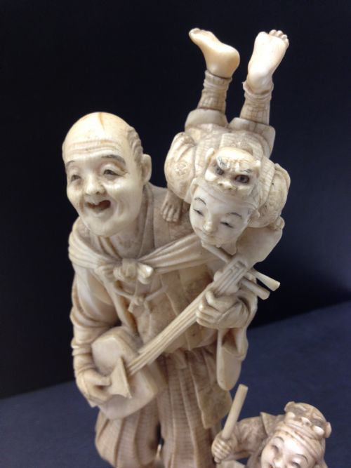 fig 2. STUNNING JAPANESE IVORY OKIMONO MEIJI PERIOD 1868-1912