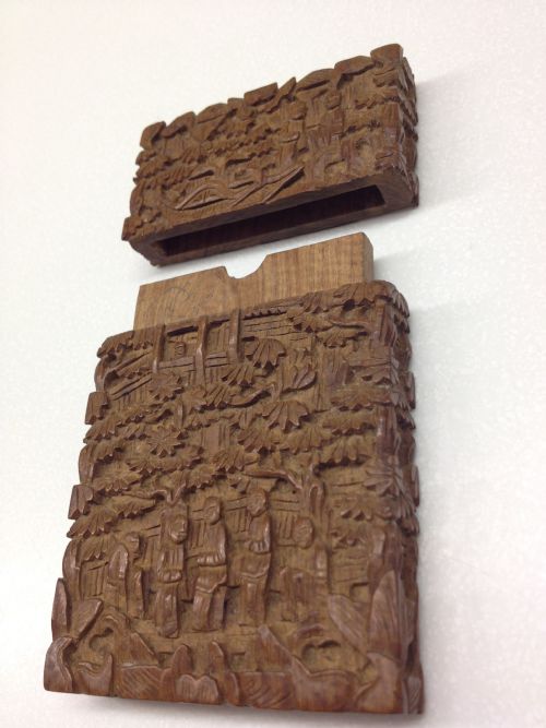 CHINESE CANTONESE SANDLEWOOD CARD CASE View IV