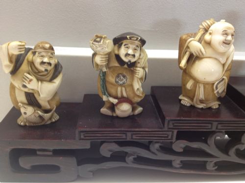 fig 1. 7 JAPANESE IVORY OKIMONO WITH STAND OF CHINESE GODS