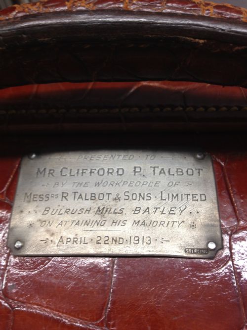 FABULOUS CROCODILE SKIN EDWARDIAN SUITCASE View V