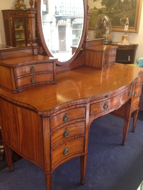 Finest Quality Maple & Co Satinwood Dressing Table