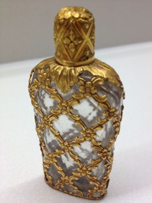 Solid 18ct Gold Mounted Scent/ Perfume Bottle