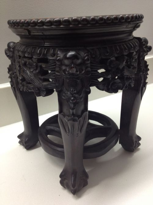 SMALL CHINESE PADOUK VASE OR PLANT STAND View III