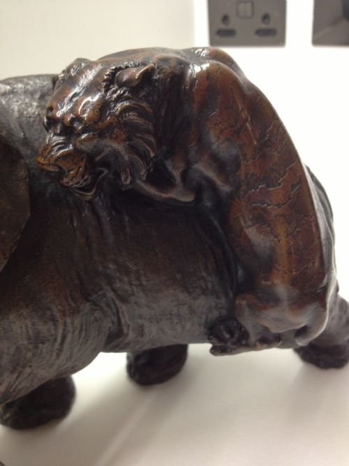 MAGNIFICENT JAPANESE BRONZE ELEPHANT GROUP MEIJI PERIOD 1868-1912 SIGNED SHUKOHIRO View IV