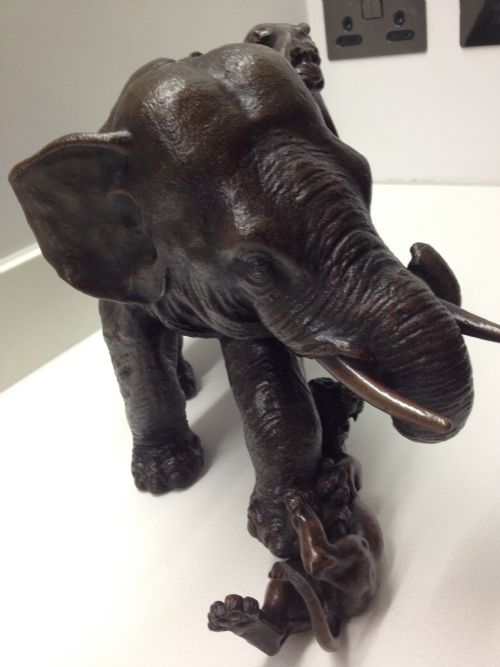 MAGNIFICENT JAPANESE BRONZE ELEPHANT GROUP MEIJI PERIOD 1868-1912 SIGNED SHUKOHIRO View VIII
