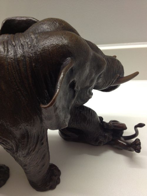 MAGNIFICENT JAPANESE BRONZE ELEPHANT GROUP MEIJI PERIOD 1868-1912 SIGNED SHUKOHIRO View VII