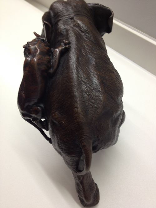 MAGNIFICENT JAPANESE BRONZE ELEPHANT GROUP MEIJI PERIOD 1868-1912 SIGNED SHUKOHIRO View V