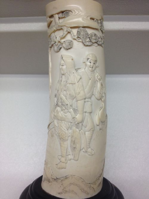 SUPER JAPANESE IVORY TUSK VASE ON LAQUER BASE MEIJI PERIOD 1868-1912 View IX