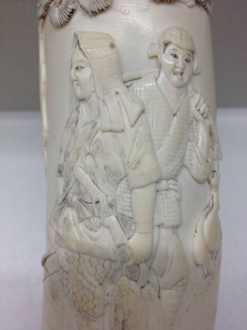 SUPER JAPANESE IVORY TUSK VASE ON LAQUER BASE MEIJI PERIOD 1868-1912 View X