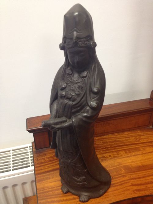 18th Century Chinese Bronze Figure of Guanyin
