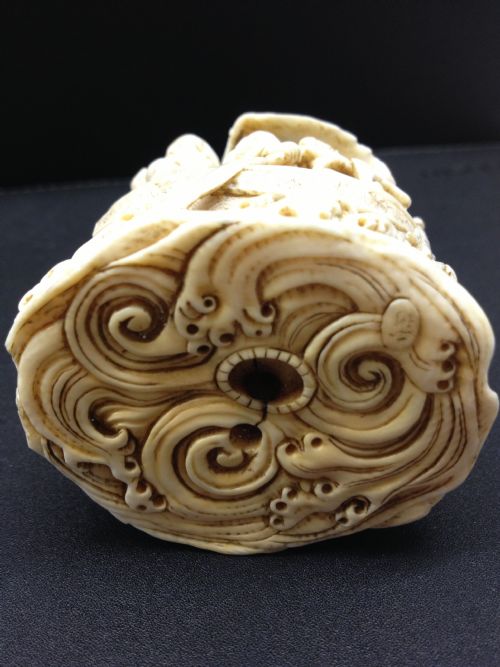 MAGNIFICENT JAPANESE IVORY OKIMONO DRAGON BOAT MEIJI PERIOD 1868-1912 View X