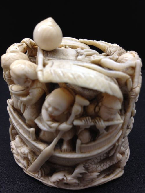 MAGNIFICENT JAPANESE IVORY OKIMONO DRAGON BOAT MEIJI PERIOD 1868-1912 View V