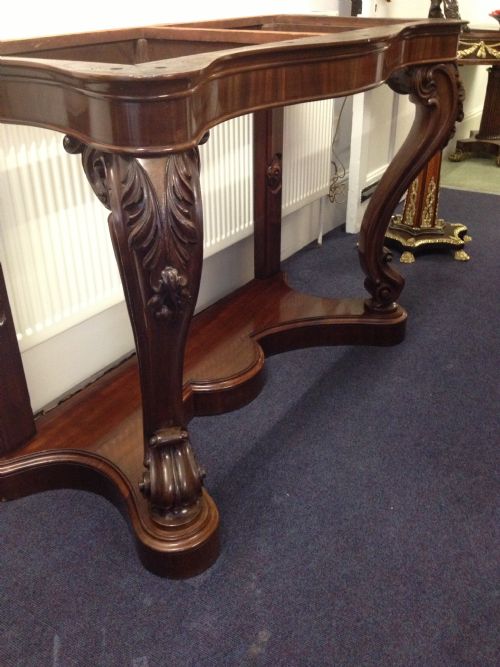 fig 1. SUPER QUALITY VICTORIAN MAHOGANY CONSUL TABLE