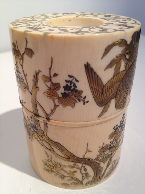 STUNNING JAPANESE LACQUER & IVORY LIDDED BOX MEIJI View III