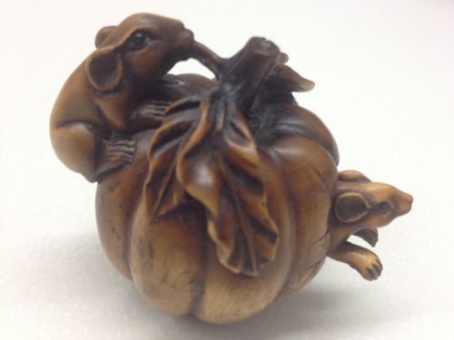 Large Japanese Boxwood Netsuke Rats on Fruit Signed