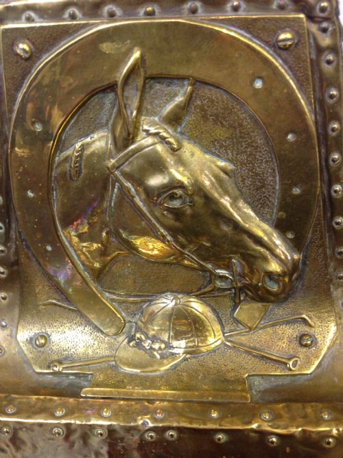 LOVELY EQUESTRIAN THEMED ARTS AND CRAFTS BRASS INKWELL View VI