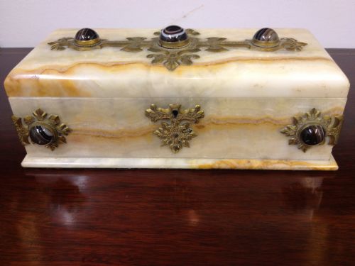 GREAT VICTORIAN MARBLE GLOVE BOX INSET CABACHONS View III