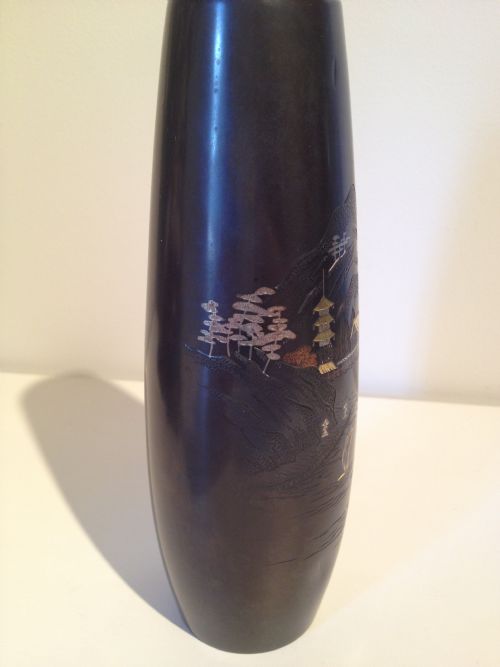 JAPANESE BRONZE VASE INLAID GOLD AND SILVER SIGNED MEIJI View III
