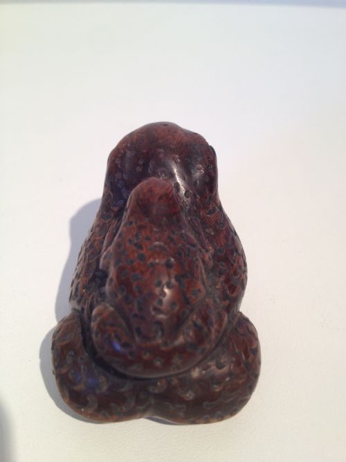 fig 1. JAPANESE BOXWOOD OKIMONO TOADS MEIJI PERIOD 1868-1912