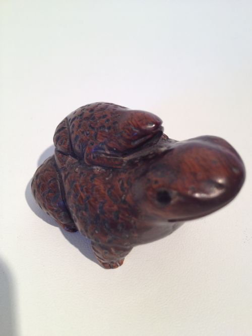 JAPANESE BOXWOOD OKIMONO TOADS MEIJI PERIOD 1868-1912 View IV