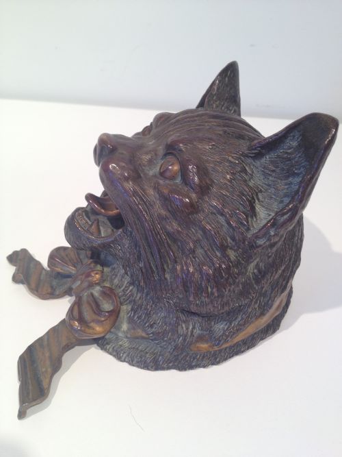 FANTASTIC LARGE AUSTRIAN COLD PAINTED BRONZE CAT INKWELL View III