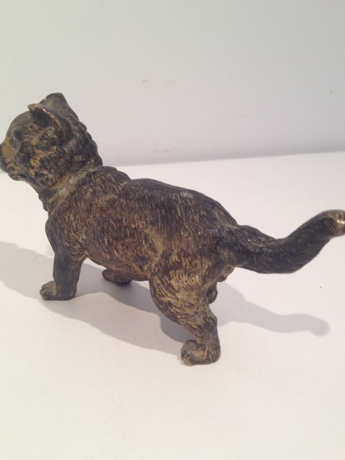 19TH C AUSTRIAN COLD PAINTED BRONZE CAT GESHUTZT View IV