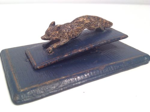 AUSTRIAN COLD PAINTED BRONZE FOXES AND FOX PAPER CLIP View VIII