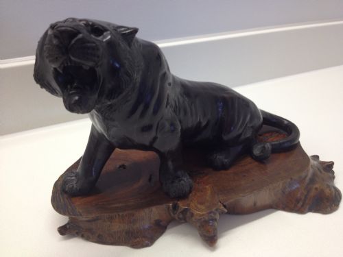 Fabulous Japanese Bronze Tiger by Genryusai Seiya