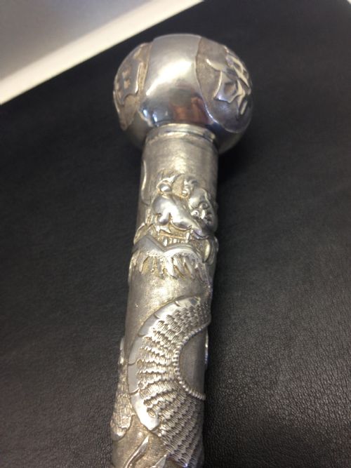 19TH CENTURY CHINESE SILVER PARASOL HANDLE BY WOSHING View III