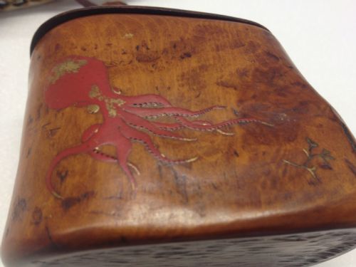 FABULOUS JAPANESE BOXWOOD TOBACCO BOX WITH KISERU HOLDER View IV