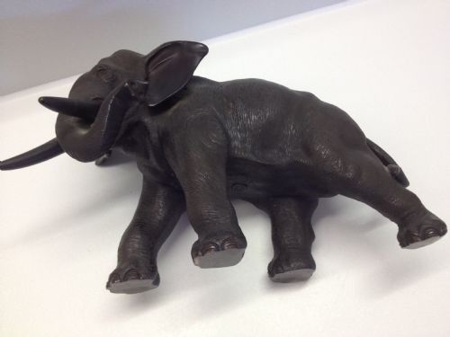 SUPERB 19TH CENTURY JAPANESE BRONZE ELEPHANT SIGNED View VIII