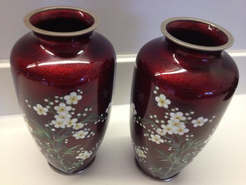 fig 1. LARGE PAIR OF JAPANESE CLOISONNE VASES