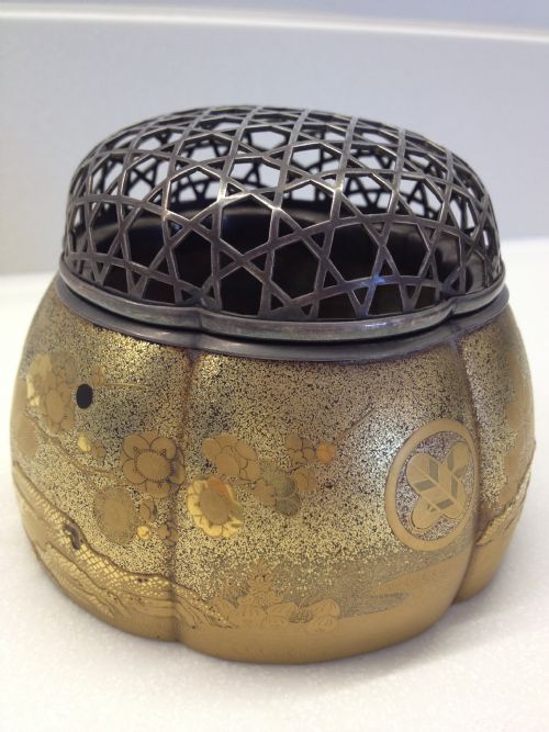 SUPERB QUALITY JAPANESE SILVER & LAQUER ROSE BOWL View V