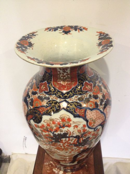 fig 1. FANTASTIC QUALITY LARGE JAPANESE IMARI VASE
