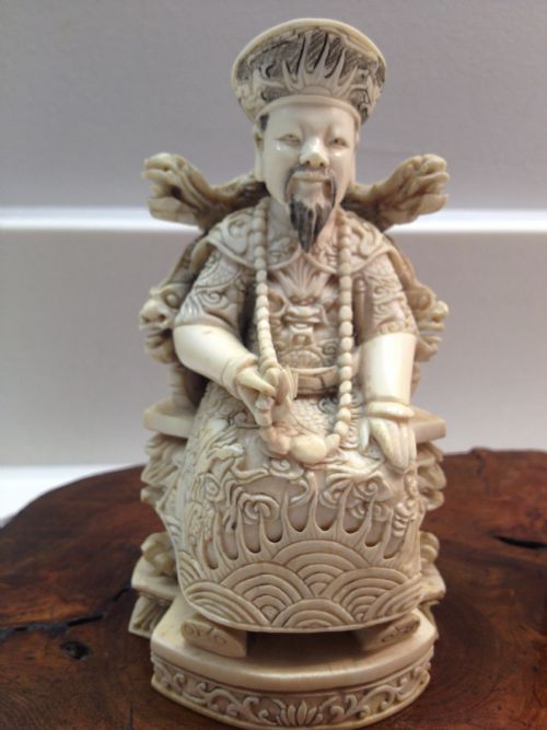 fig 1. FINE PAIR OF CHINESE IVORY FIGURES EMPORER AND EMPORESS