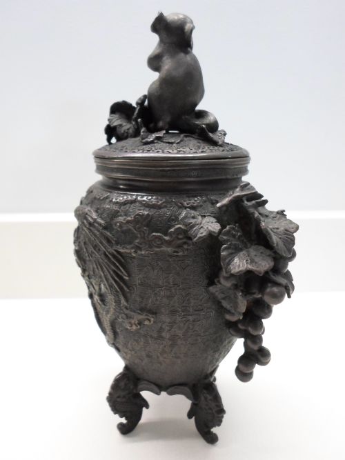 fig 2. LOVELY QUALITY JAPANESE BRONZE KORO WITH SQUIRREL FINIAL MEIJI PERIOD
