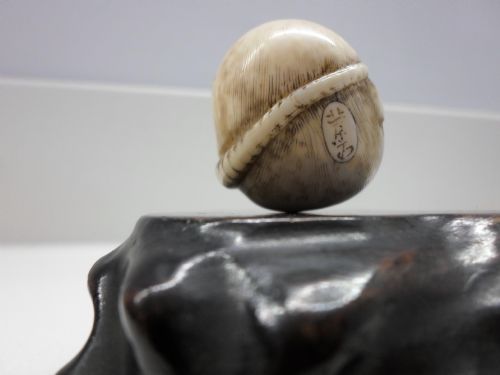 fig 3. FINE JAPANESE IVORY NETSUKE RODENT SIGNED RANTEI
