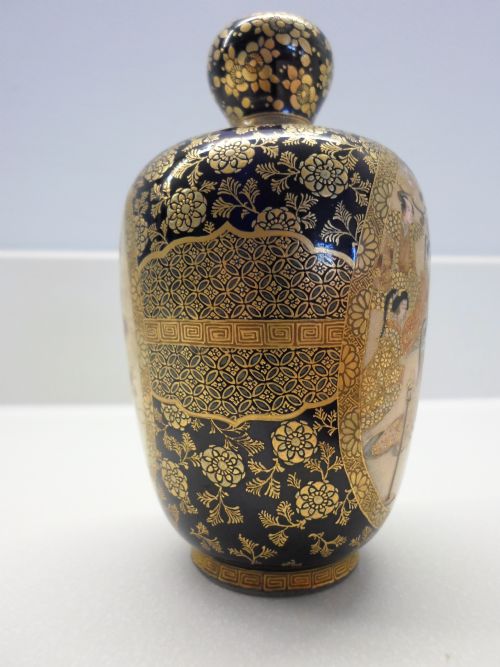 fig 1. FINE QUALITY KINKOZAN JAPANESE SATSUMA VASE MEIJI PERIOD